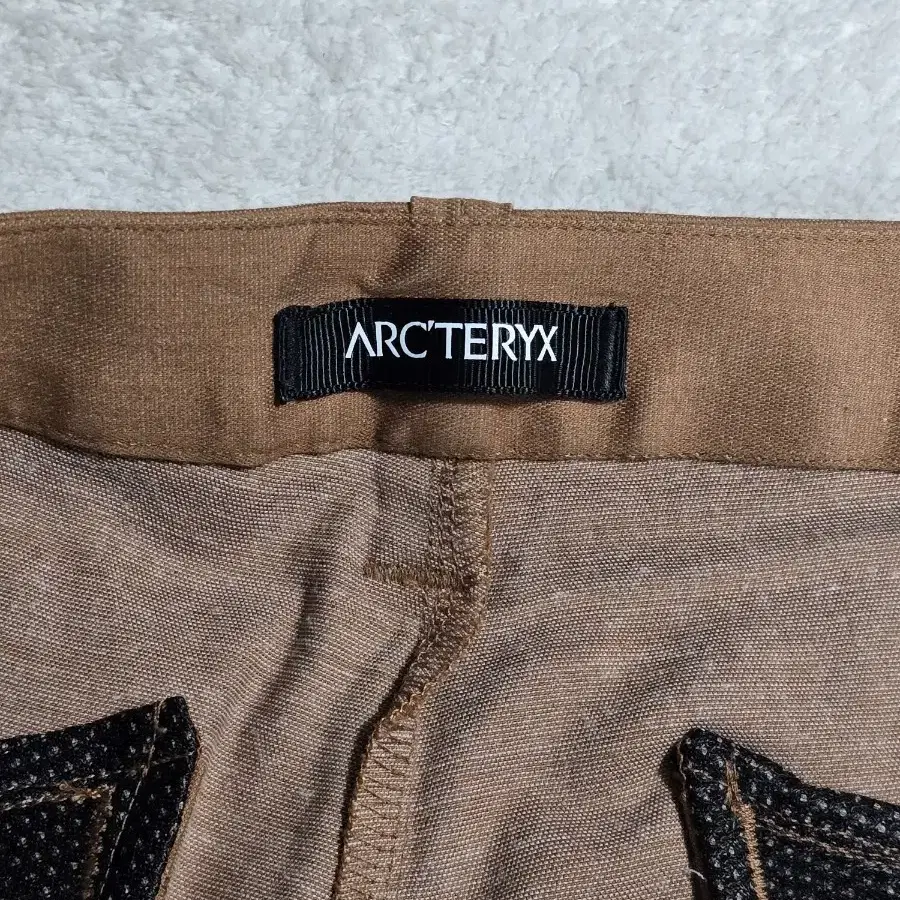 아크테릭스 arcteryx 데비스 팬츠 6사이즈