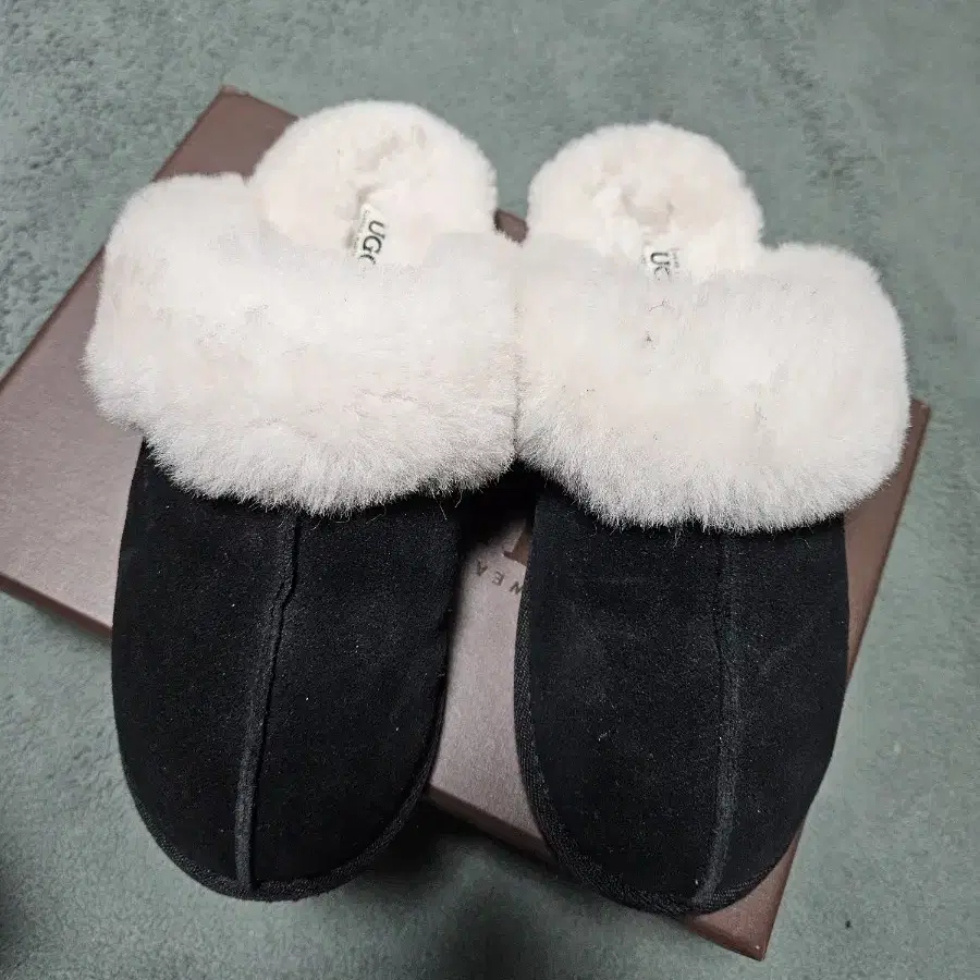 어그 Ugg 슬리퍼