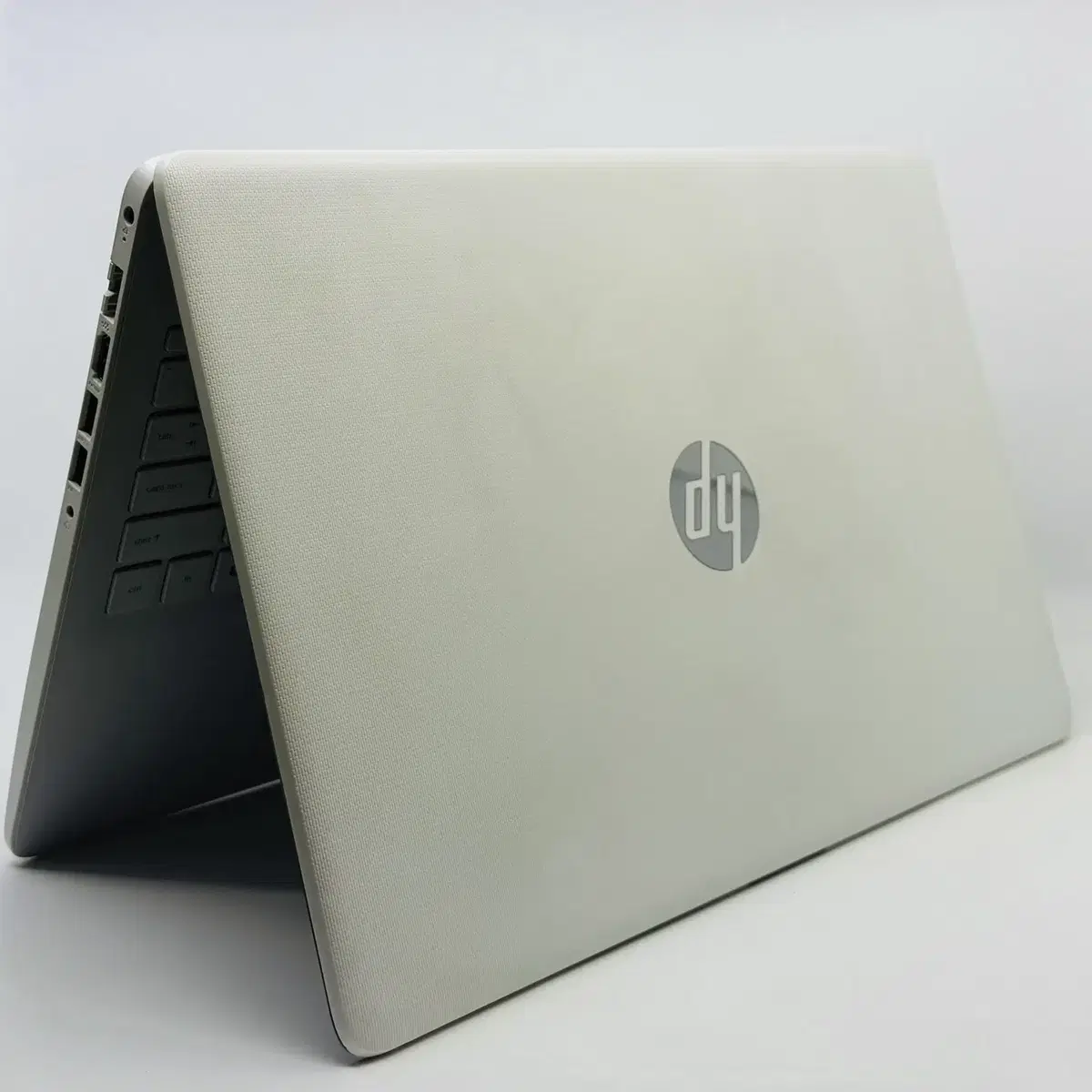 HP15인치 중고노트북 화이트 인텔 i5 사무/업무용 15-DA0346