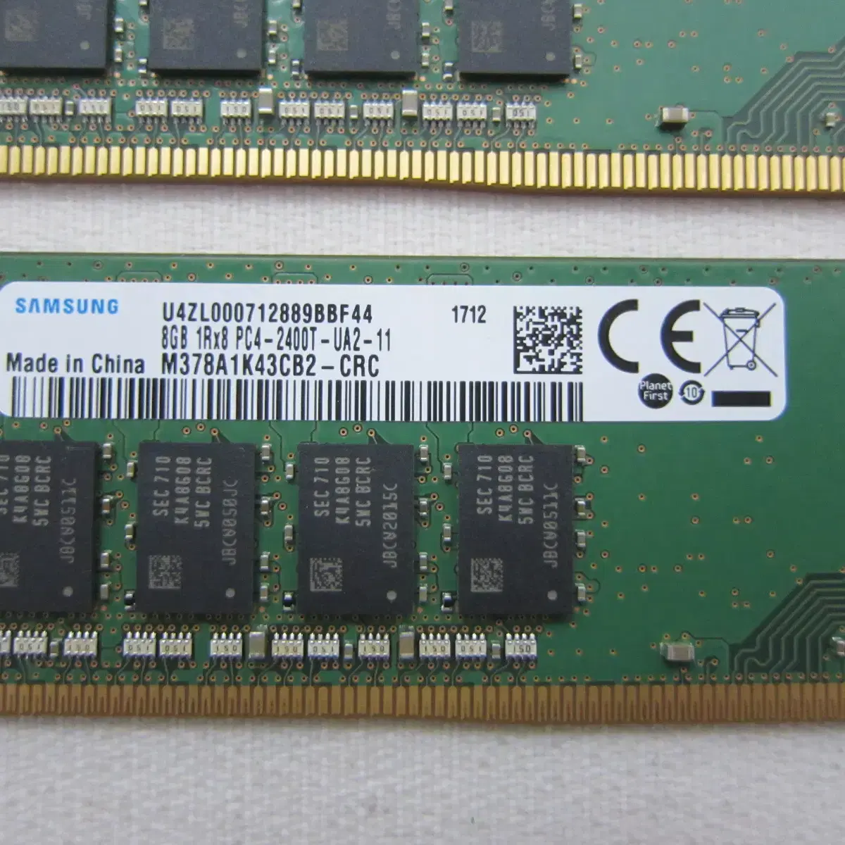 삼성전자  DDR4-2400 16G(8Gx2) (PC4-19200)