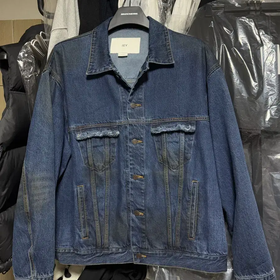 [L] IEY 이에이 청자켓 DIRTY WASHED DENIM JACKE