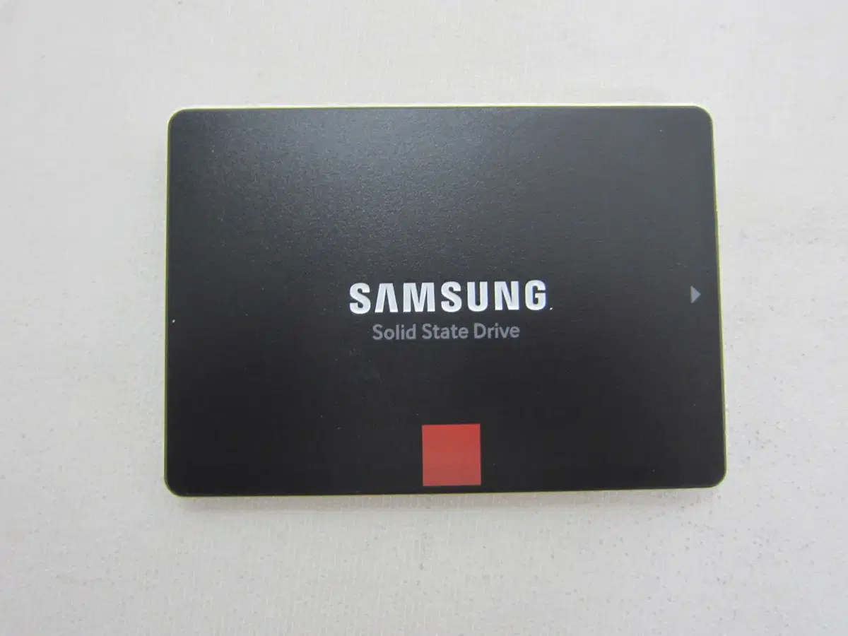 삼성전자 SSD 860 PRO 1TB (AS 2025년 11월)