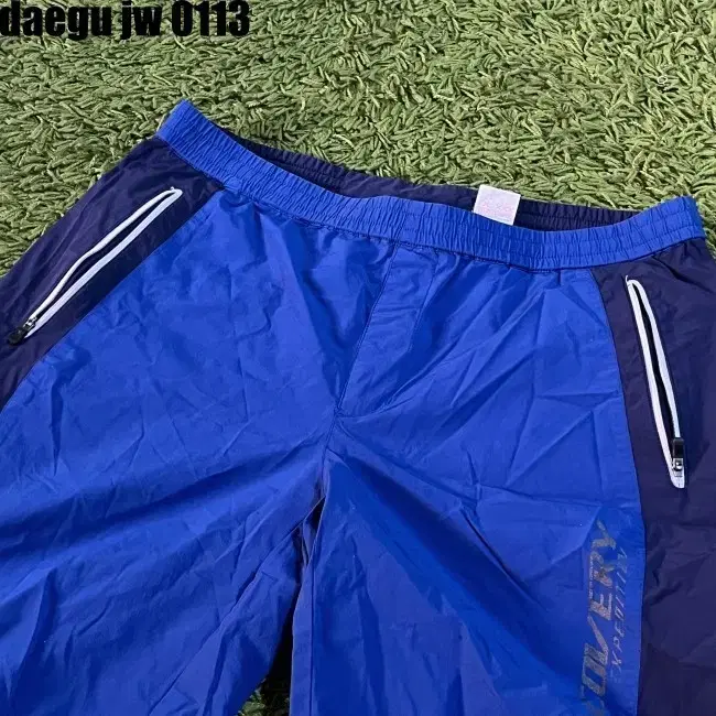 100 DISCOVERY PANTS 디스커버리 반바지