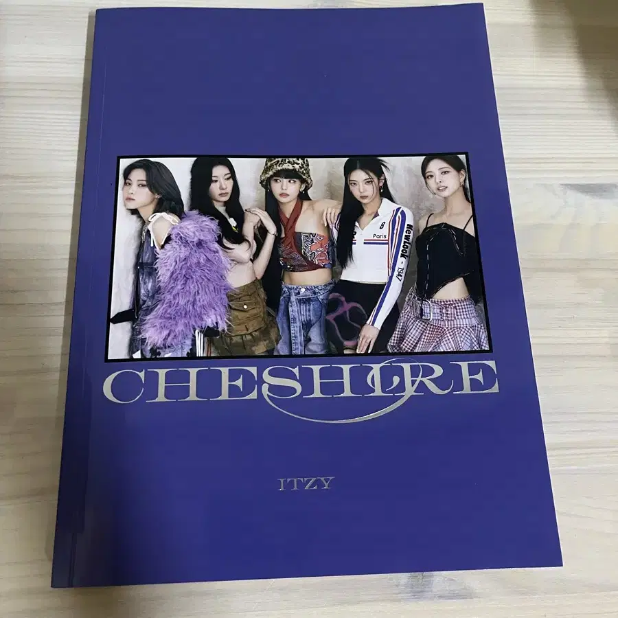 있지 체셔 Cheshire 앨범