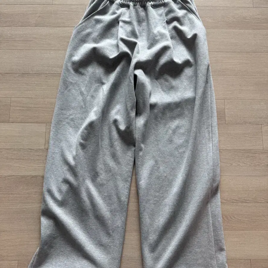 제로 Deep One Tuck Sweat Pants [Grey] wide