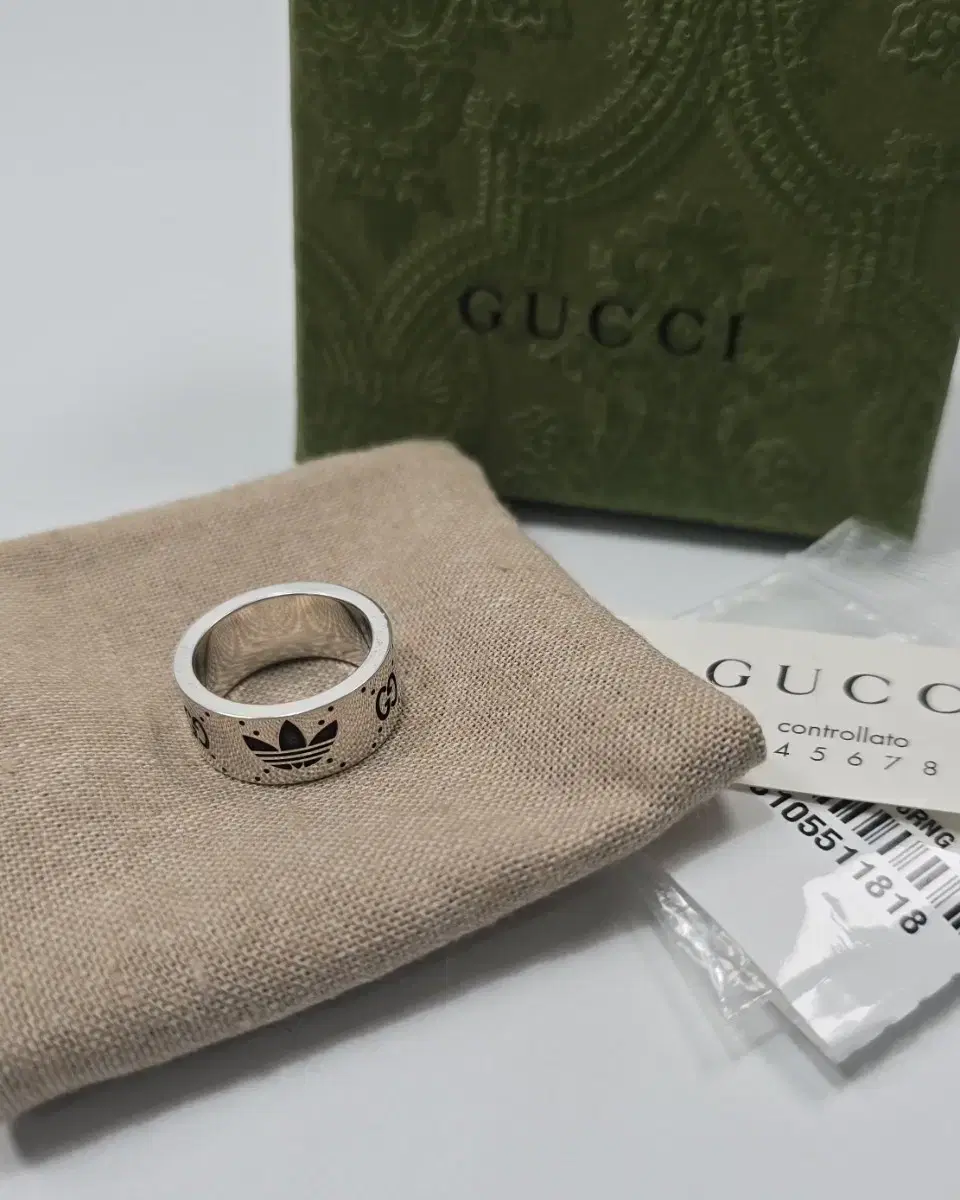 Gucci x Adidas Interlocking G-Ring Silver (Size 16)