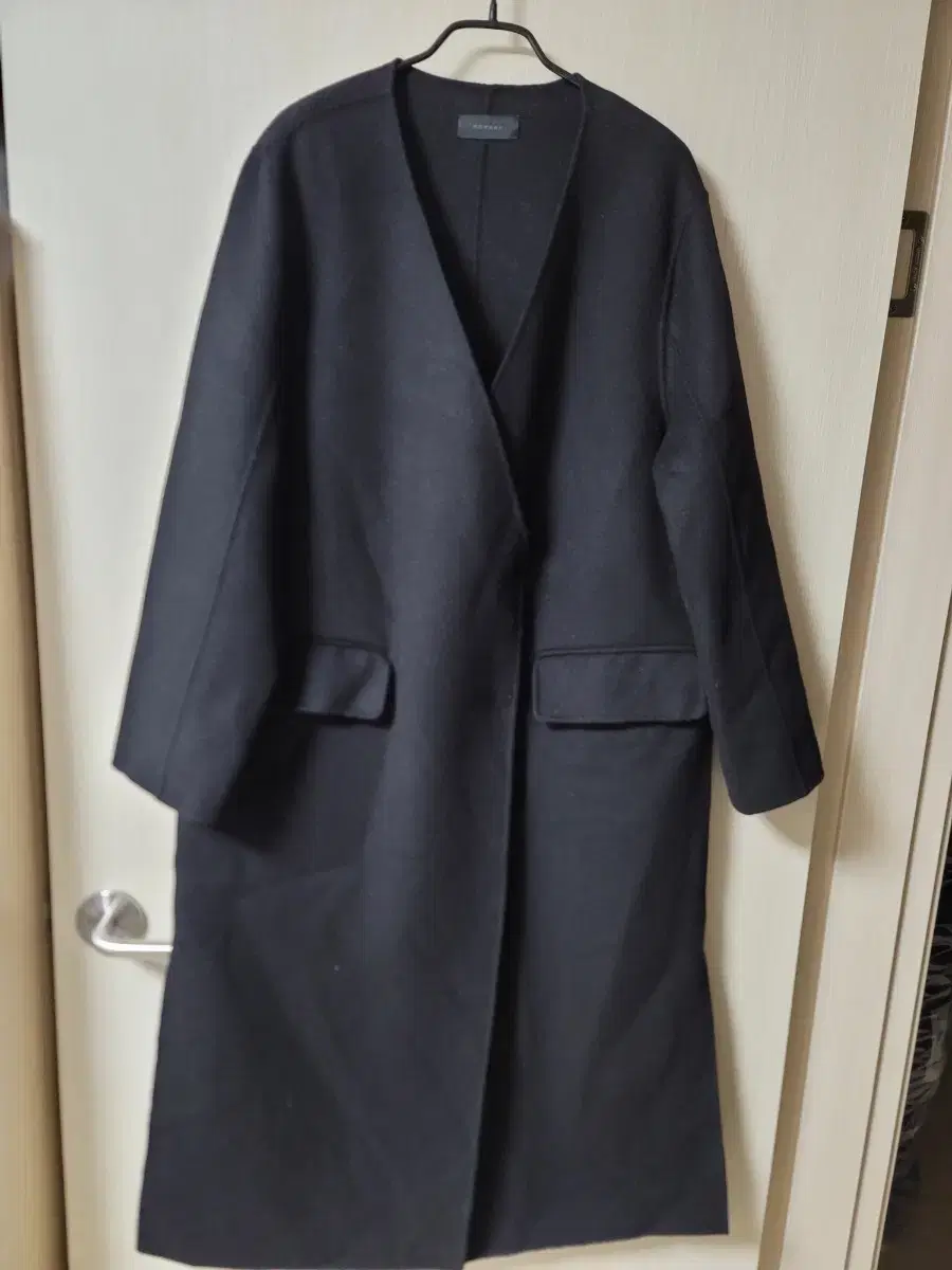 Bodycon Handmade Coat Meghan Black Wool Coat