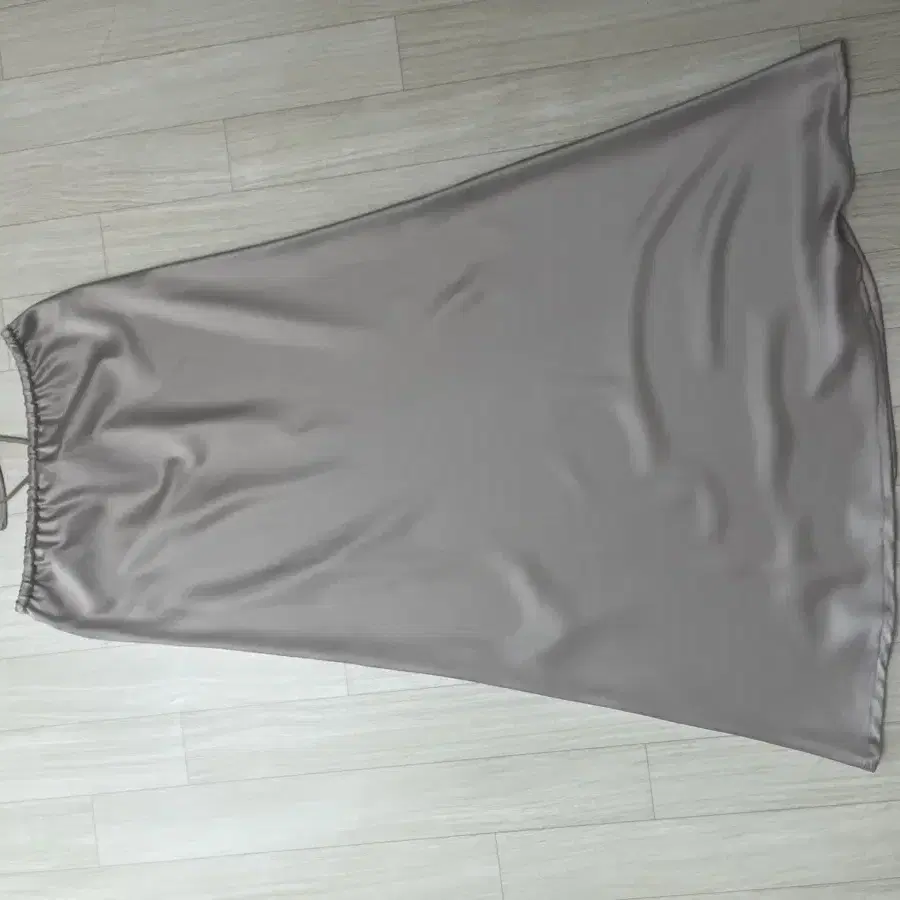 amomento SILKY LONG SKIRT