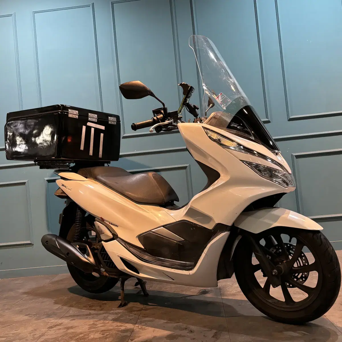 20년식 혼다  pcx125 판매합니다.