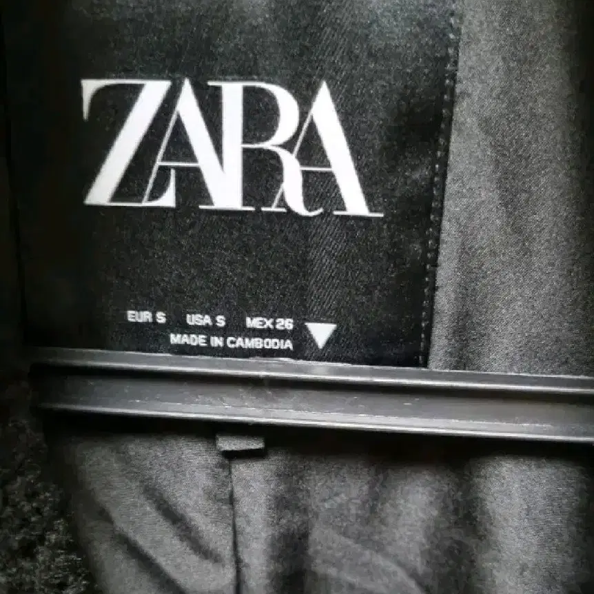 zara 자라 페이크 시어링 롱 코트 - 블랙