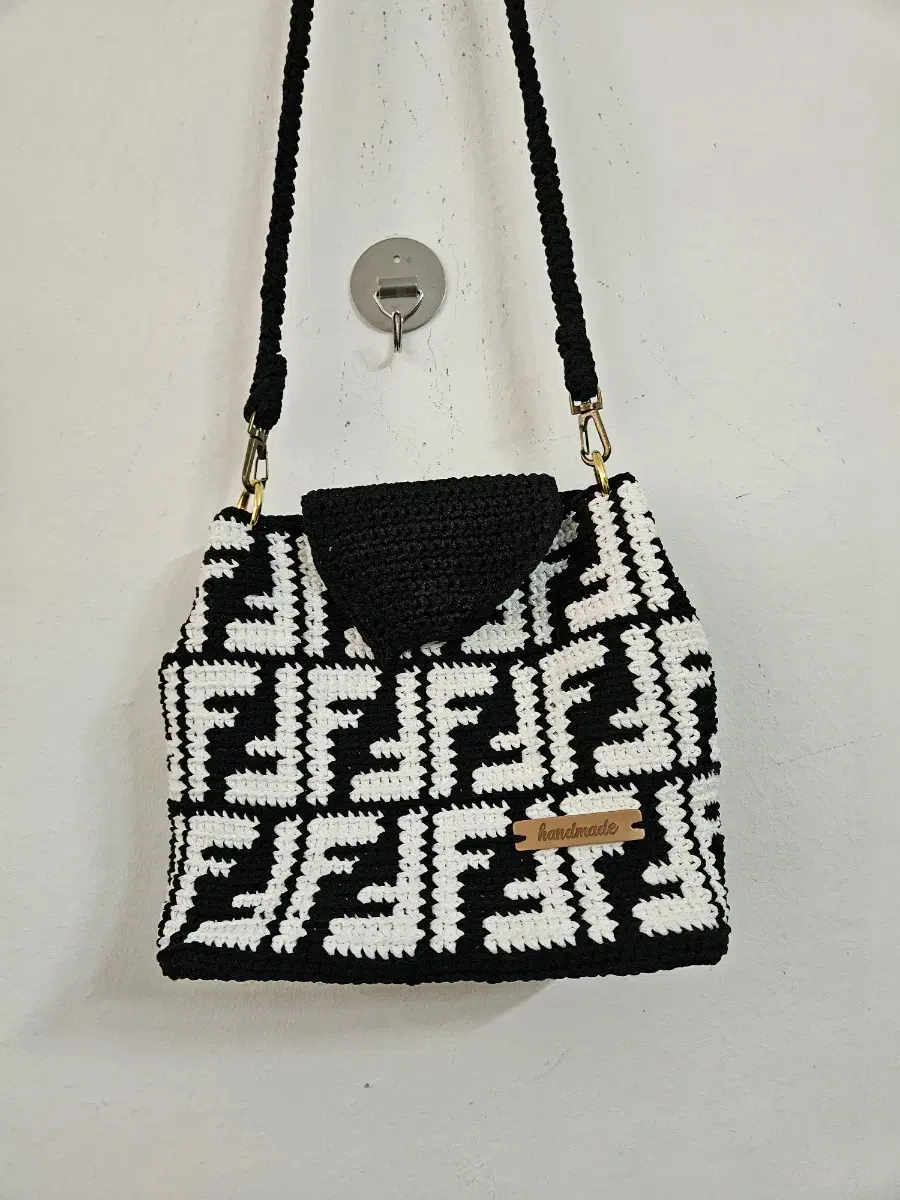 small crossbody bag