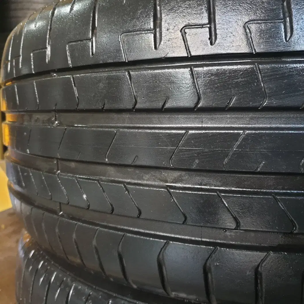 2454519 중고타이어 피렐리 피제로 PZ4 245/45R19 세트