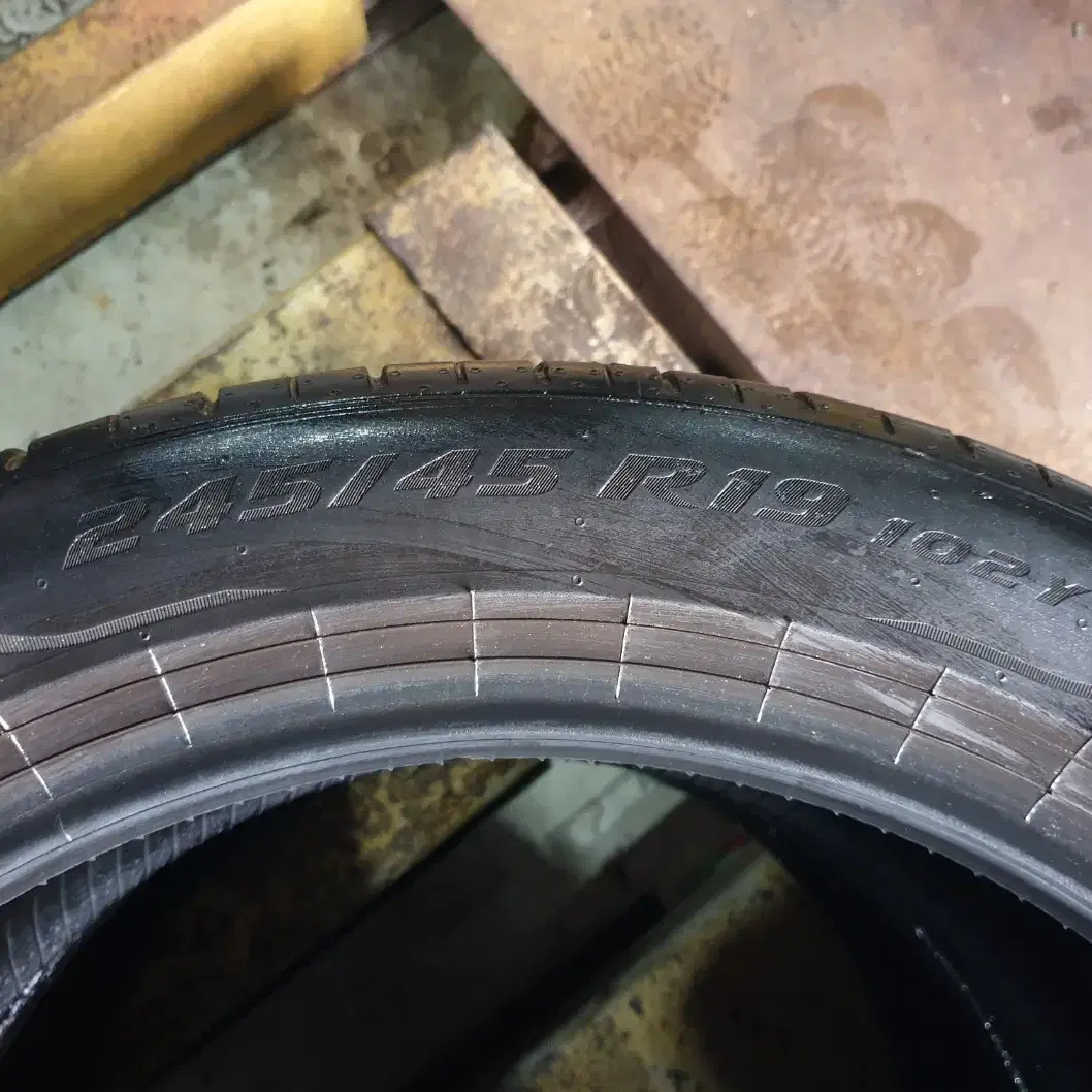 2454519 중고타이어 피렐리 피제로 PZ4 245/45R19 세트