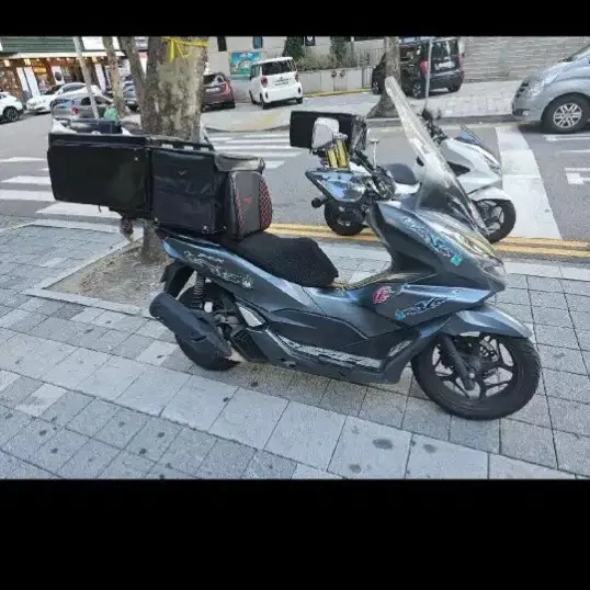 22년식 PCX125 배달풀셋팅 팔아요