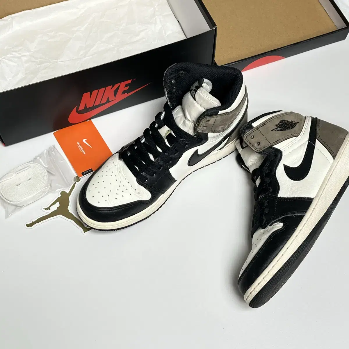 [Full Box/240] Jordan 1 Dark Mocha