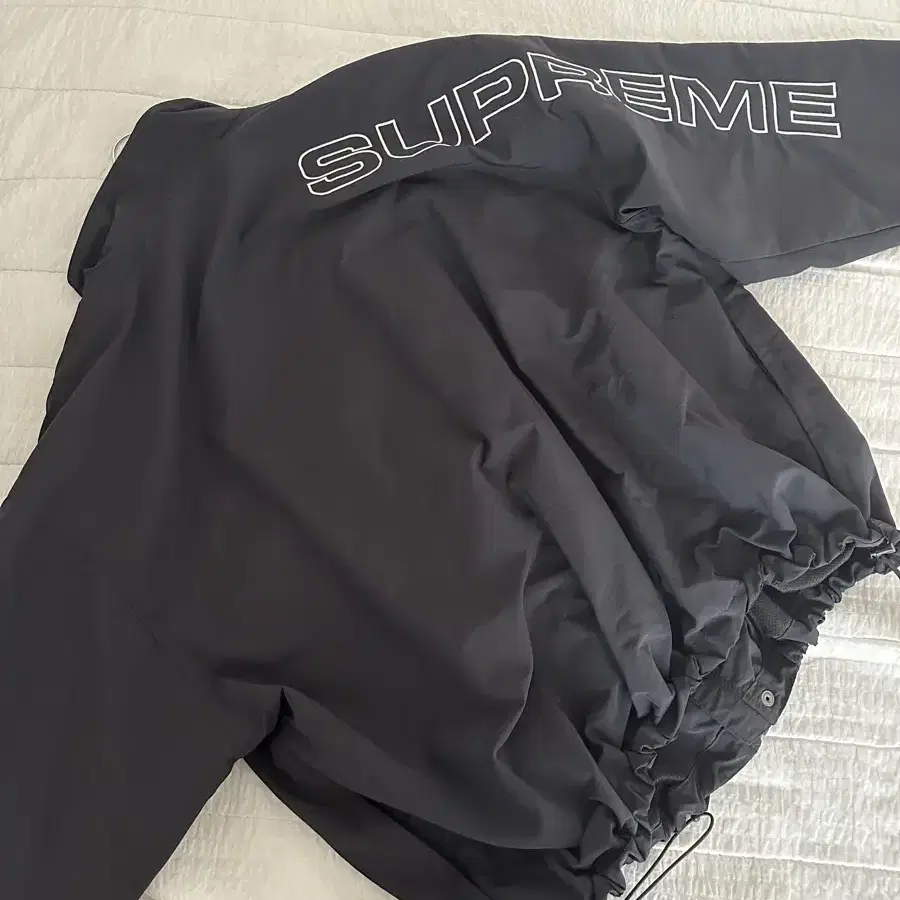 슈프림 스펠아웃 Supreme Spellout Embroidered Tr