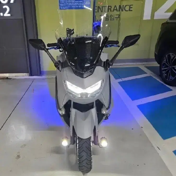 2021년 NMAX125 아이언그레이 판매합니다.