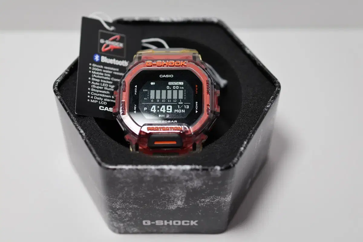 G-SHOCK 지샥 GBD-200SM-1A5 지스쿼드 블루투스 디지털 손