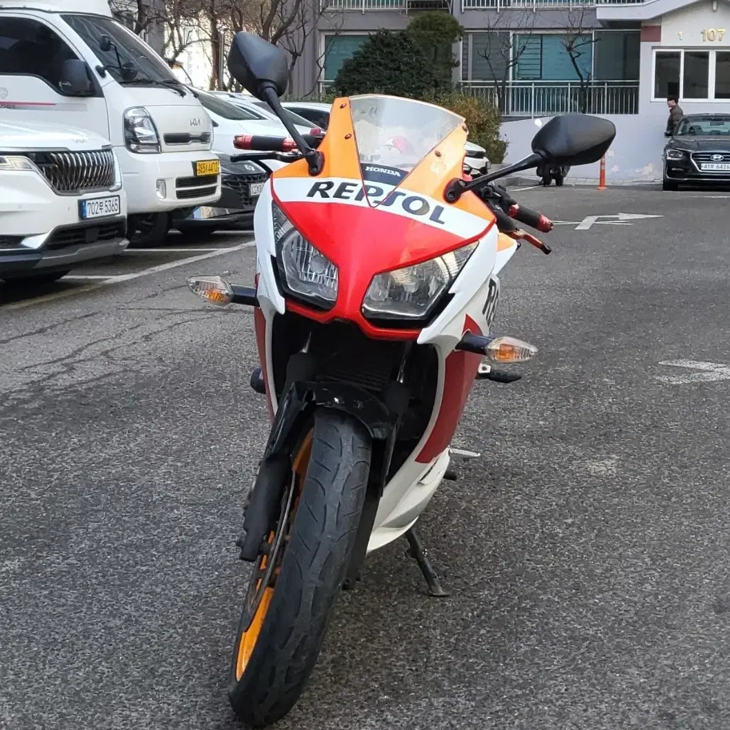 혼다 CBR300R 15년식 팝니다