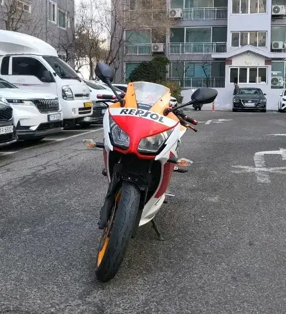 혼다 CBR300R 15년식 팝니다