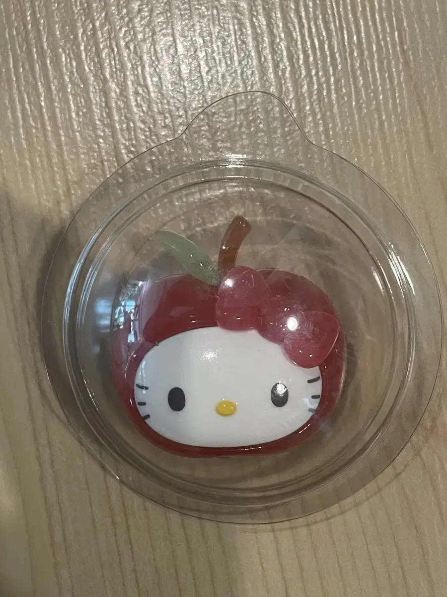 Apple Hello Kitty Figure