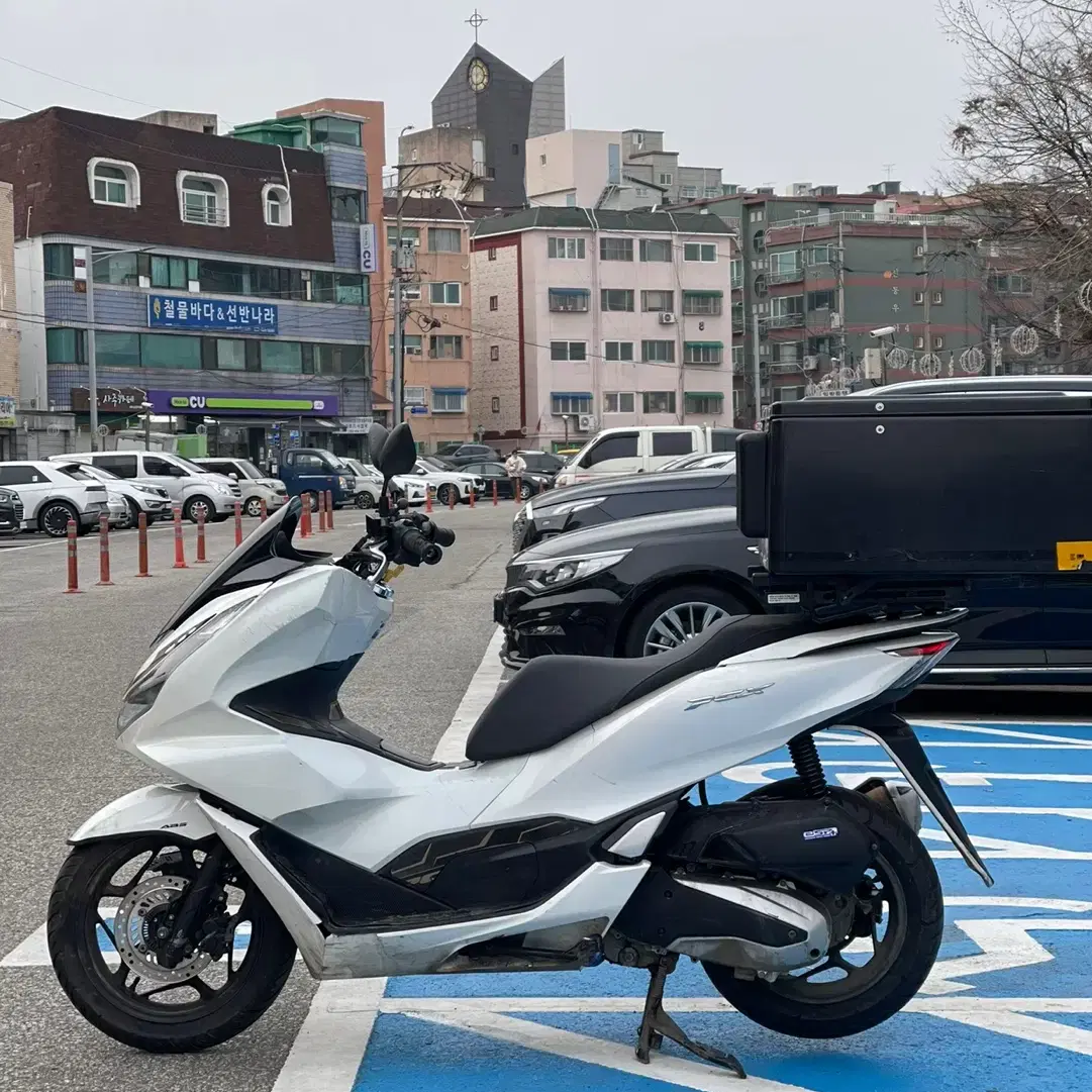 21년식 ABS모델 pcx125  깔끔한차량 저렴하게 판매합니다.