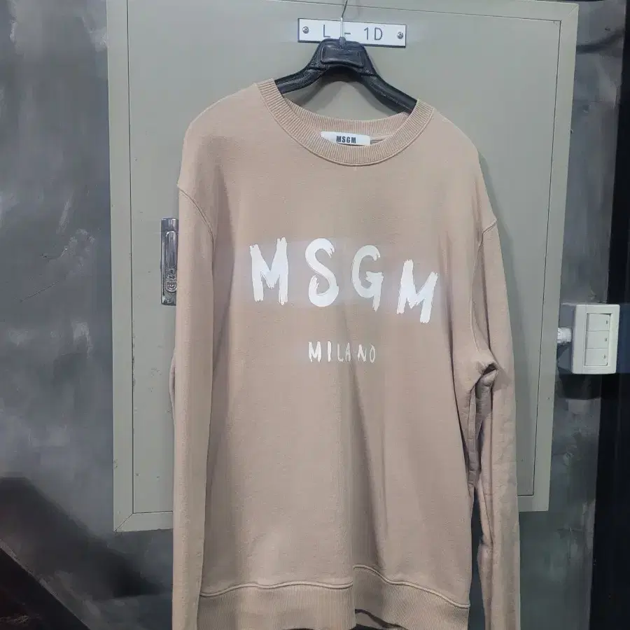 (정품) MSGM 베이지 맨투맨 L100