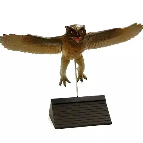 UMA museum of mystery owl man 괴수 고전 피규어