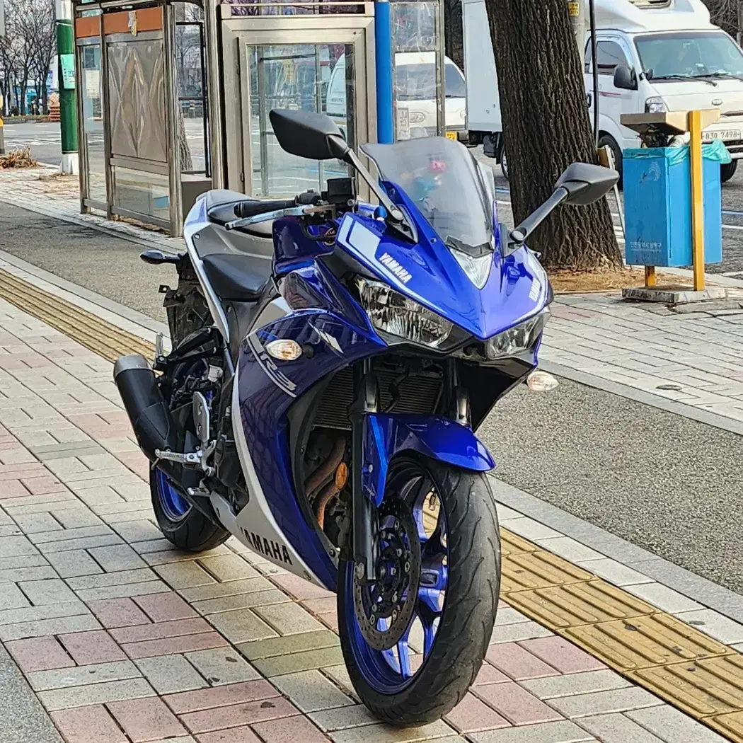 2017년식 야마하 YZF-R3 쿼터급입문용 판매합니다.