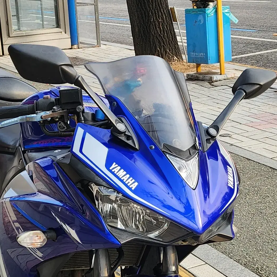 2017년식 야마하 YZF-R3 쿼터급입문용 판매합니다.