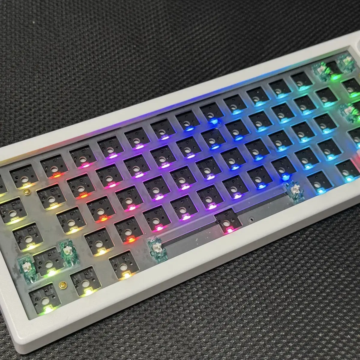 GMK67 블루투스 RGB 무선 기계식 키보드 핫스왑 가스켓