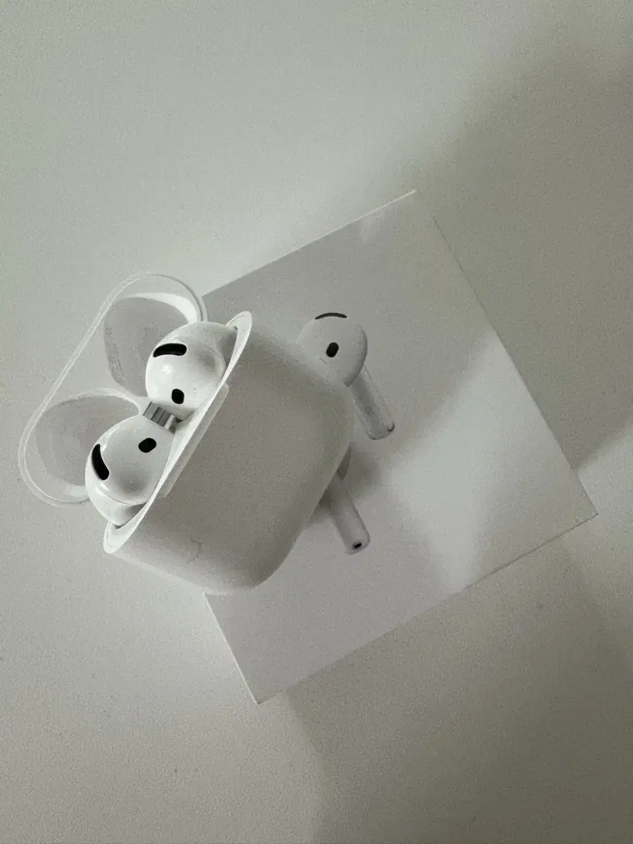 AirPods 4th Generation No-Cone O