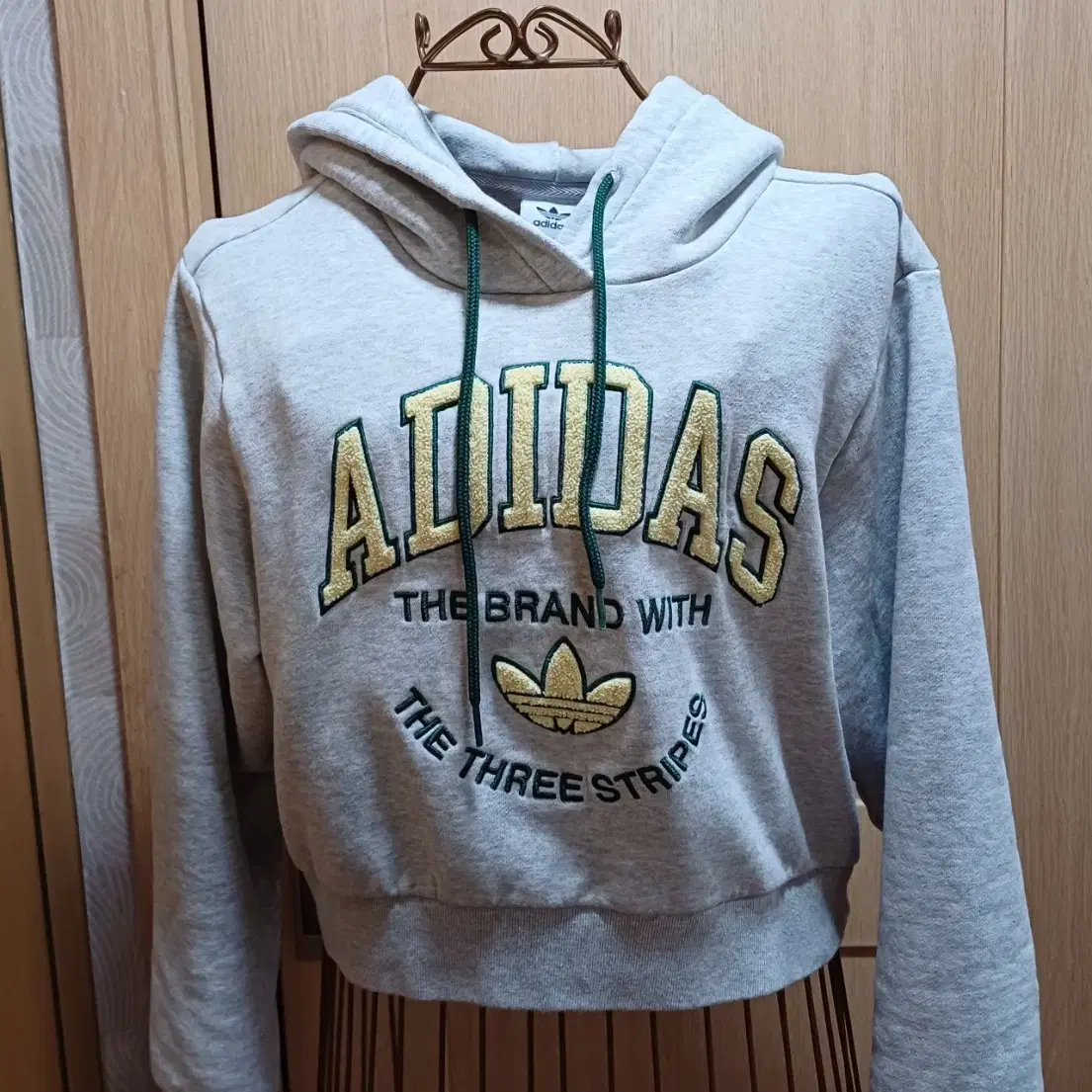 adidas 아디다스 VRCT 그래픽 후드티 S사이즈