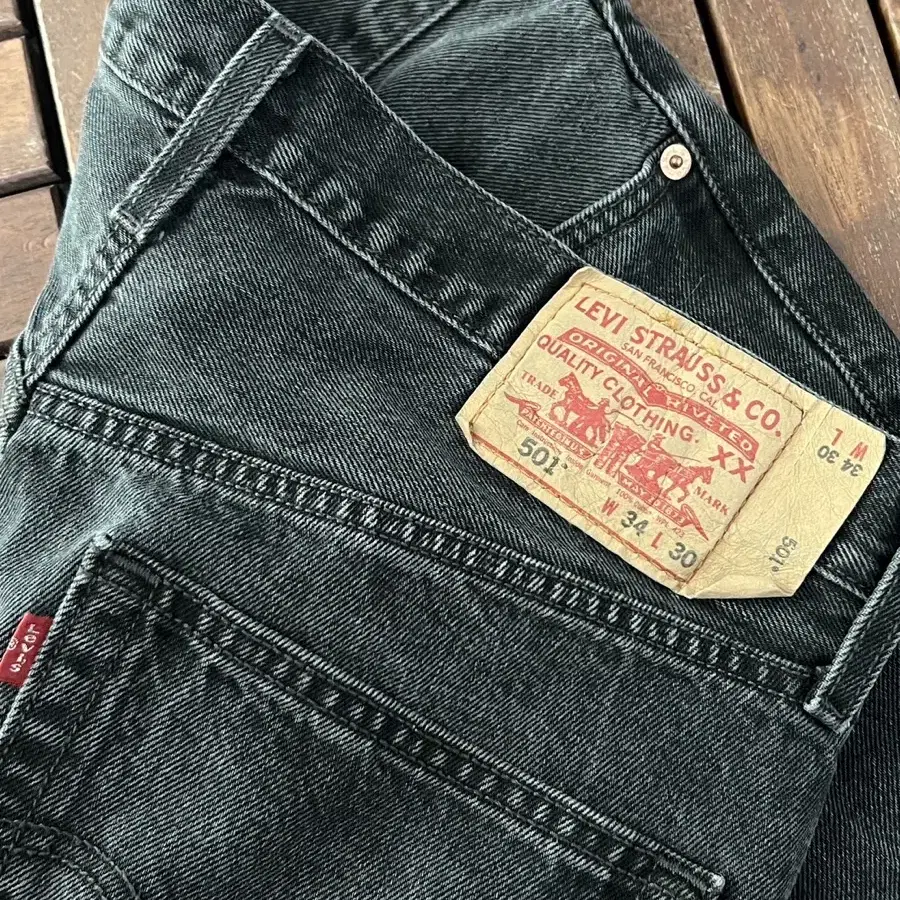 Levis 리바이스 501 흑청 데님 팬트