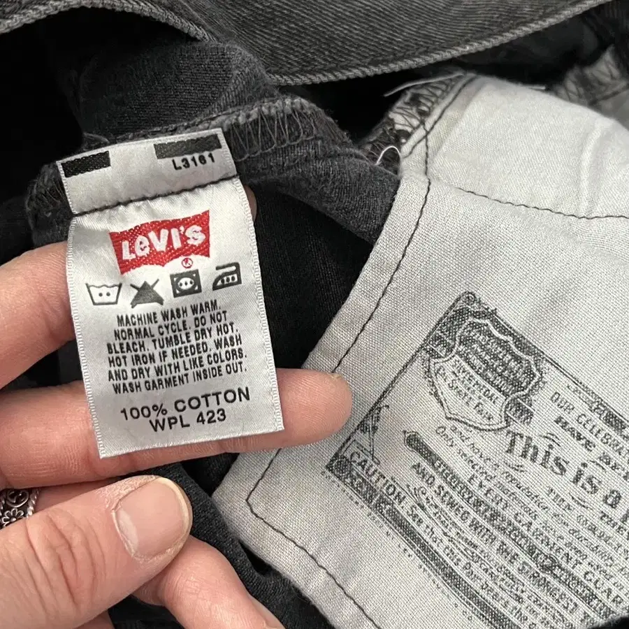 Levis 리바이스 501 흑청 데님 팬트