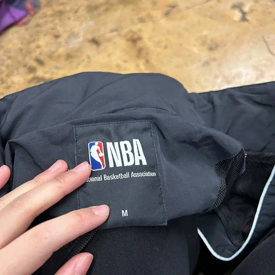 [ 정품/M ] NBA 오버핏 아노락 바람막이