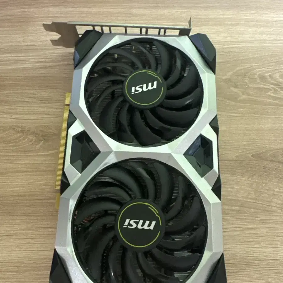 msi gtx 1660 그래픽카드