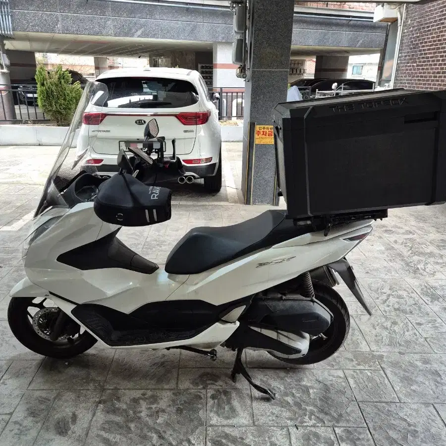 pcx 22년식 abs