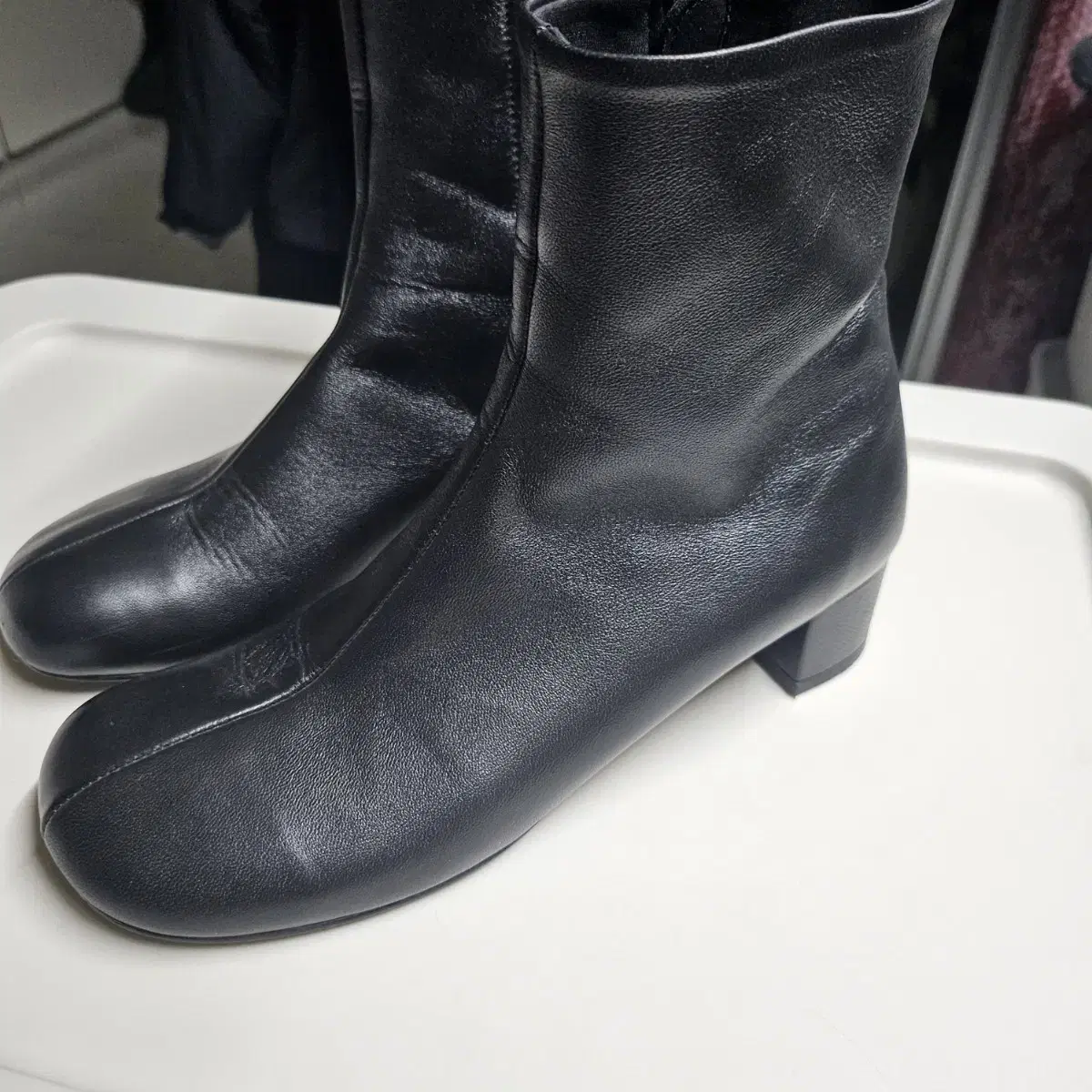 르베이지 Lambskin Ankle Boots