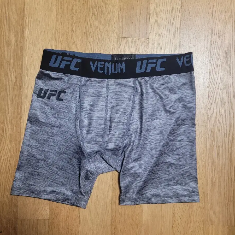 (M) UFC 트레이닝 팬츠 + 속바지 세트