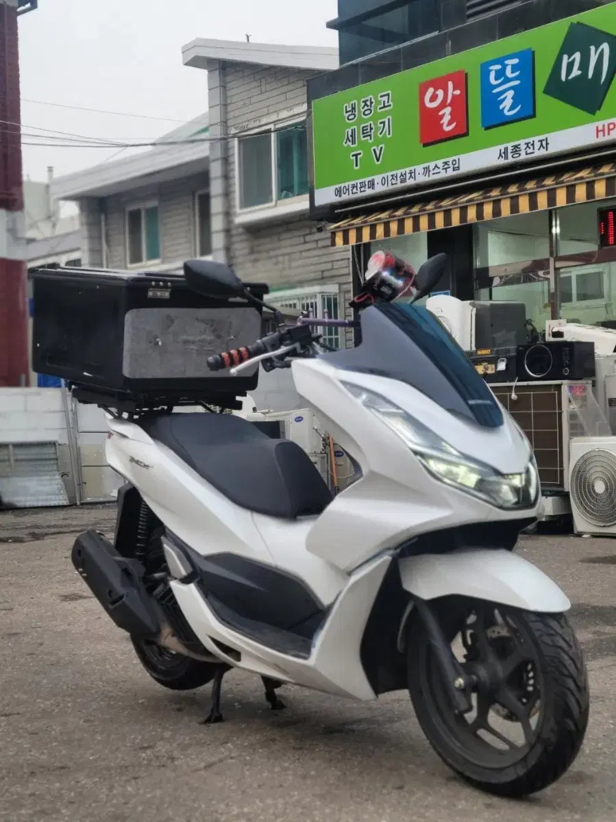 2021년 pcx125 키로수:51@@@ 흰색abs차량 판매합니다