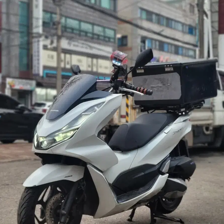 2021년 pcx125 키로수:51@@@ 흰색abs차량 판매합니다