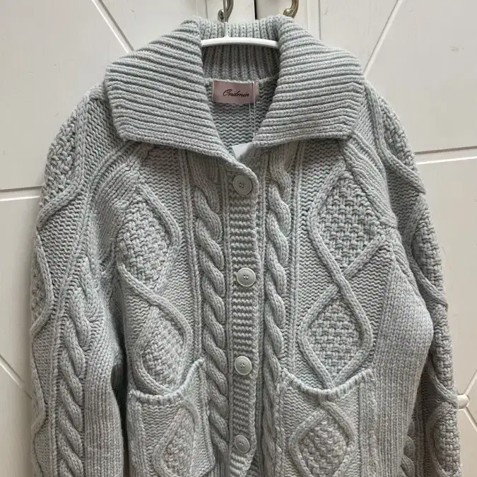 온드민 Fisherman knit cardigan 새 제품