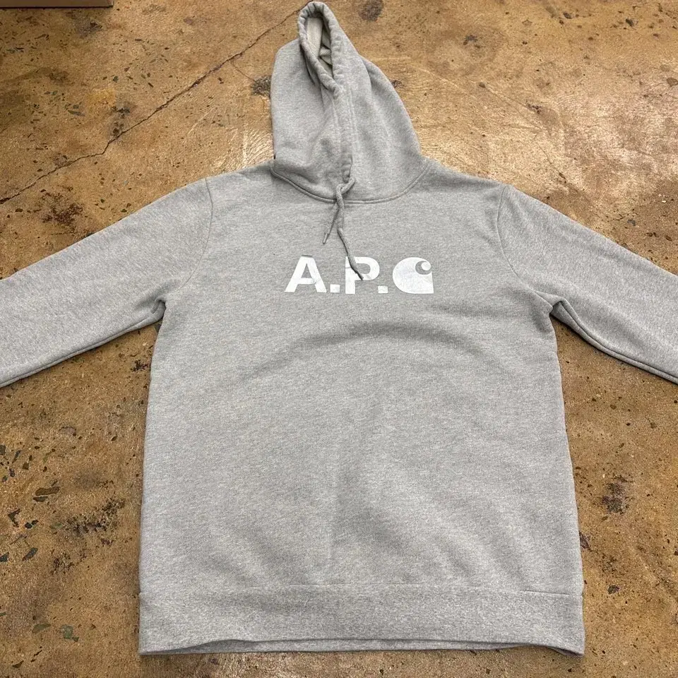 [ 정품/M ] APC x 칼하트 후드티