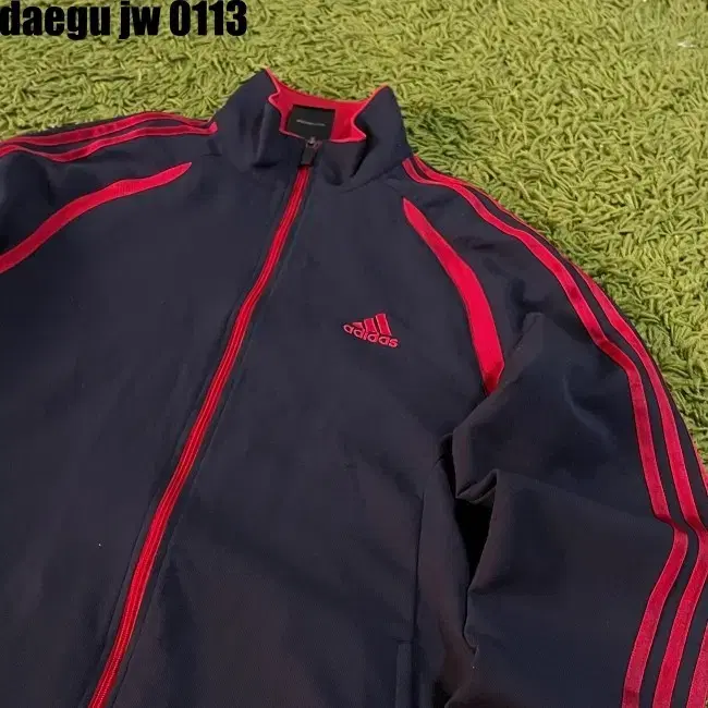 L ADIDAS ZIPUP 아디다스 집업