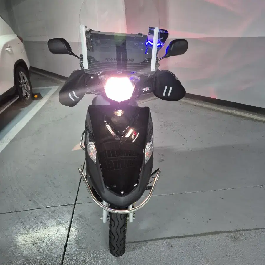 24년 vf100R 300km 신차급판매