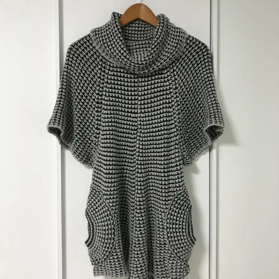 vintage turtle neck knit one-piece