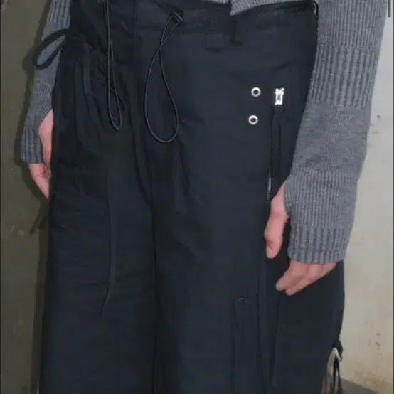 Strap Trimming Cargo Pants [Black] 타입서비스