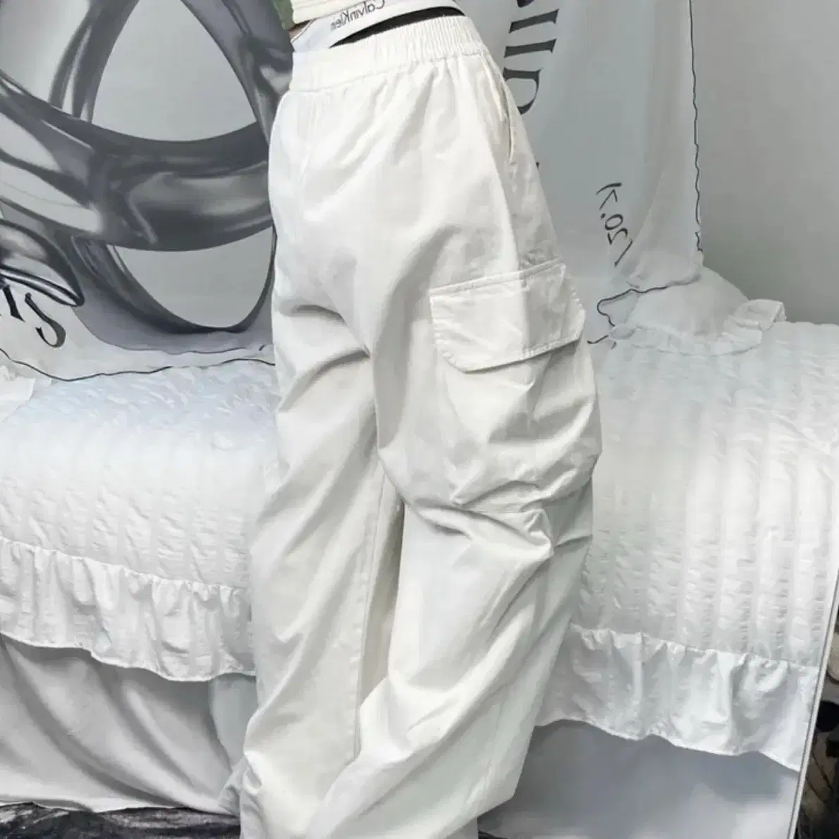 에이블리 미유mew big pocket cargo pants 화이트