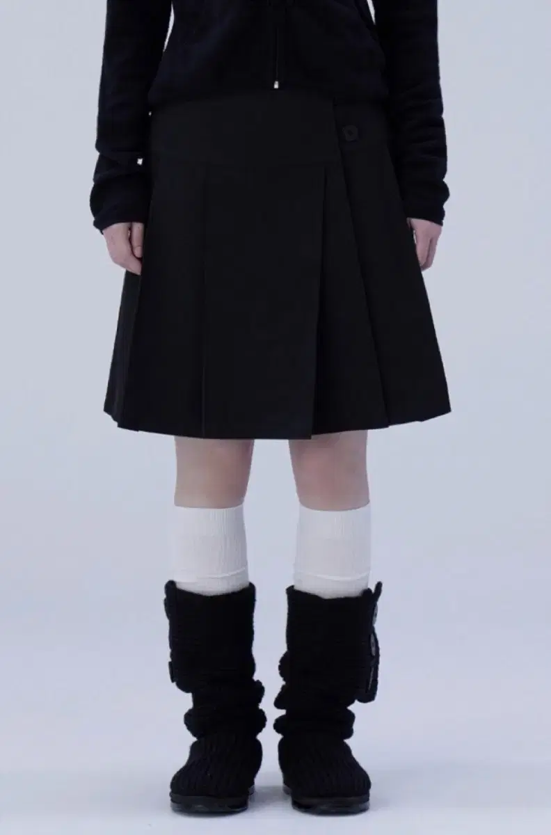 미세키서울 스커트 midi wrap skirt Black M